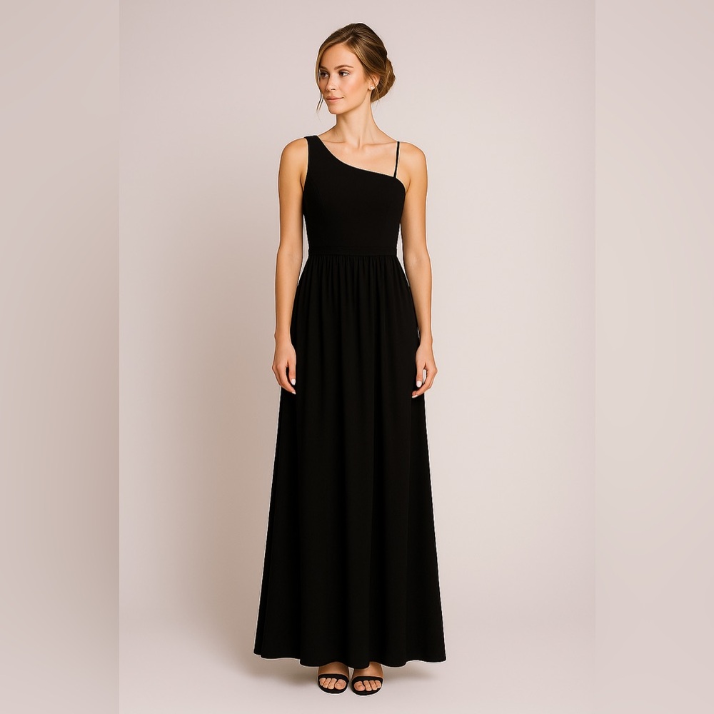 Vera Wang Black One-Shoulder Gown